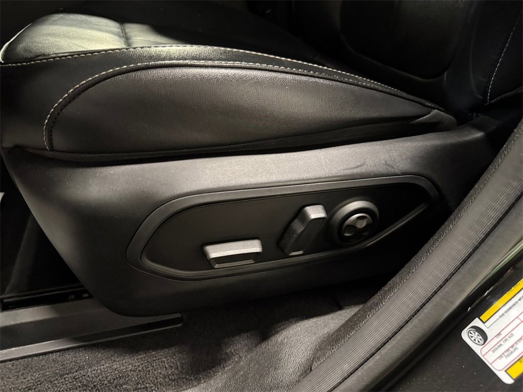 Used 2022 Jeep Grand Cherokee L Limited image 13