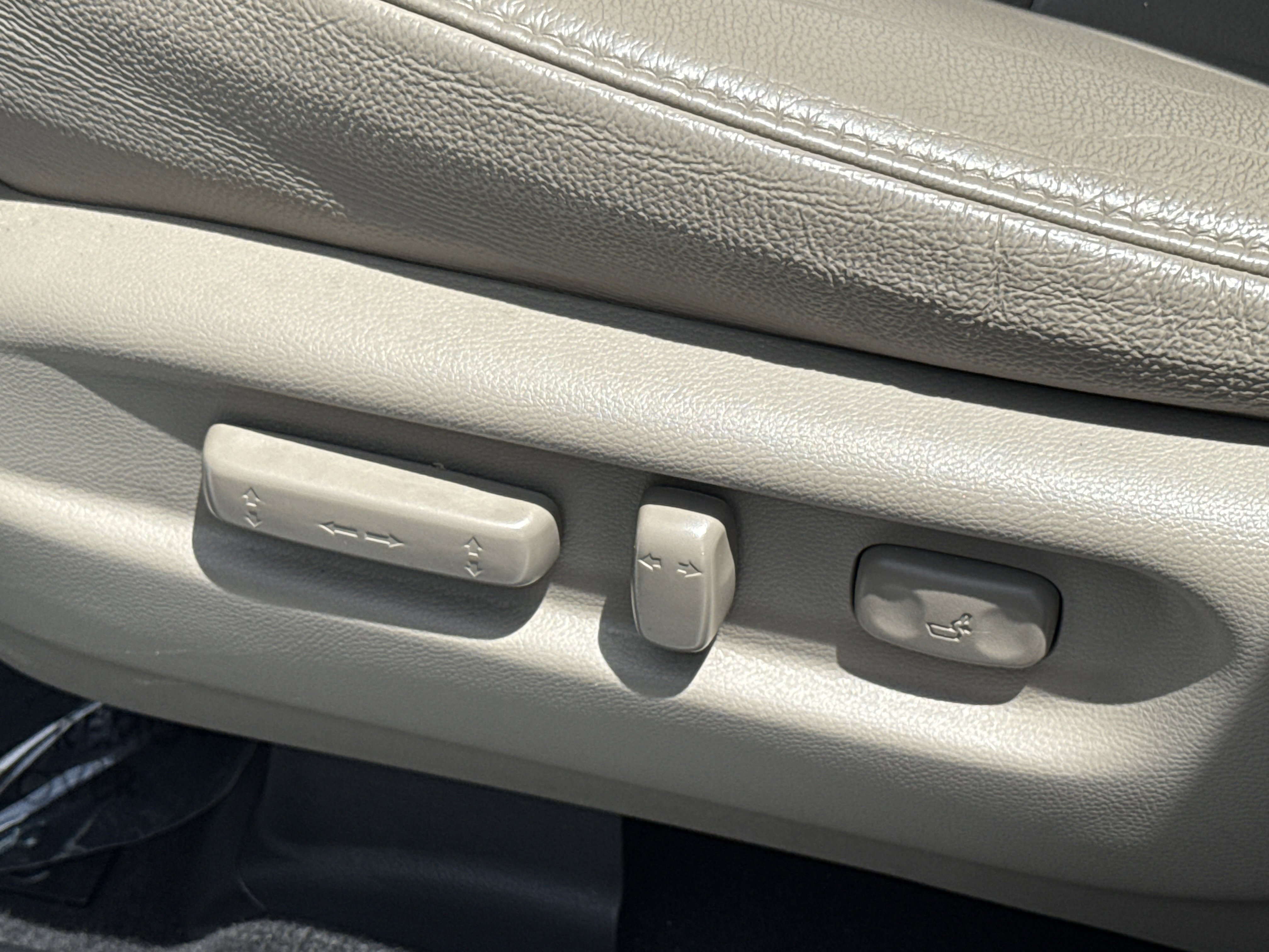 Certified 2020 Honda Pilot Touring image 27