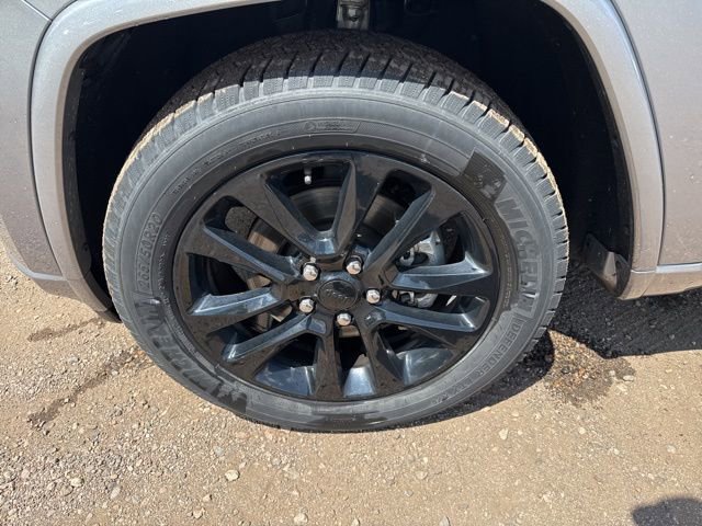 Used 2021 Jeep Grand Cherokee Laredo X AWD/4WD image 10