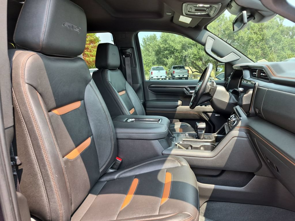 Used 2022 GMC Sierra 1500 AT4 w/ AT4 Preferred Package AWD/4WD image 39