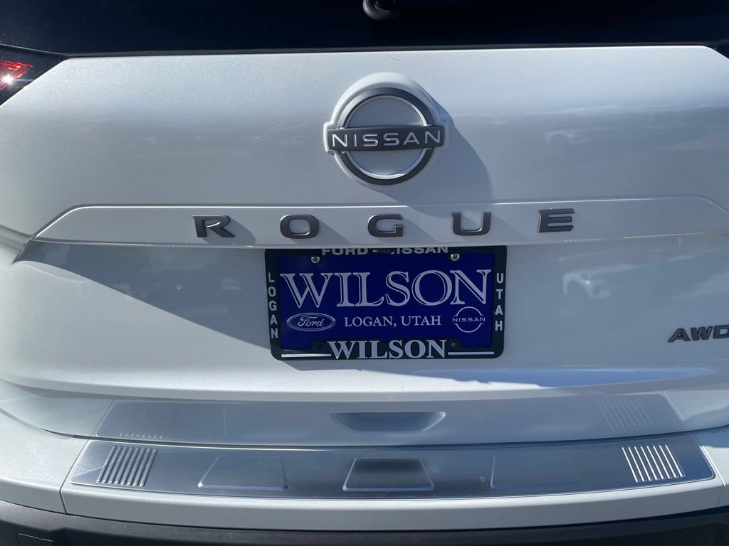 New 2026 Nissan Rogue SV AWD/4WD image 39