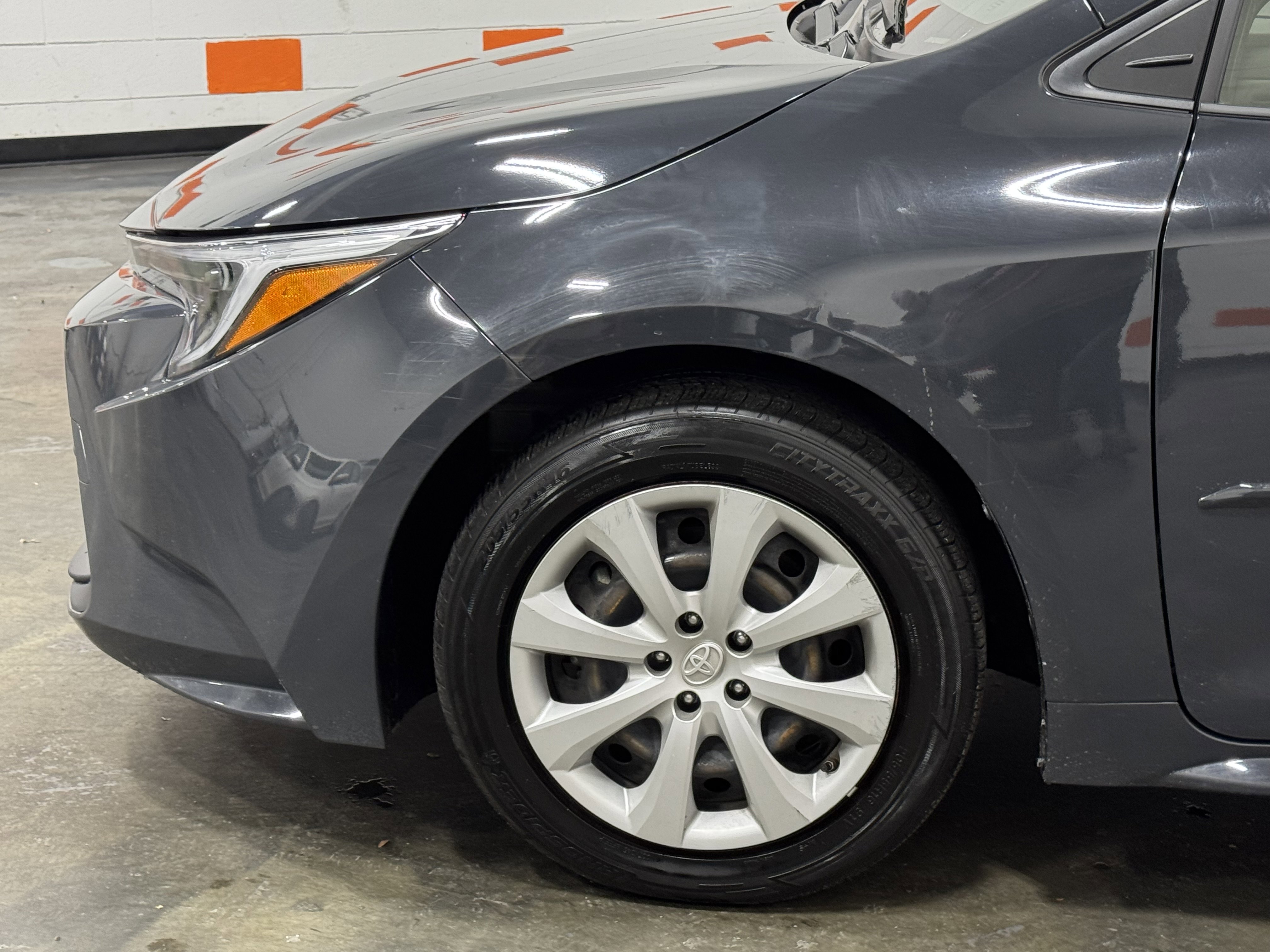 Used 2023 Toyota Corolla LE image 31
