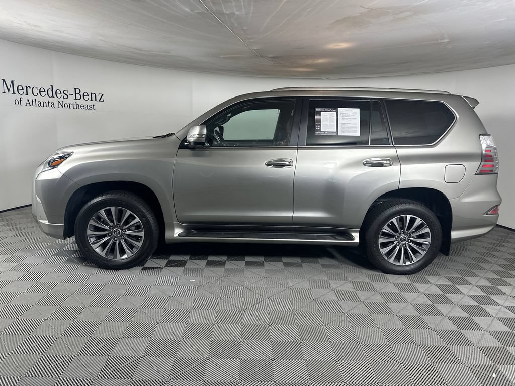 Used 2021 Lexus GX 460 Luxury w/ Accessory Package AWD/4WD image 4