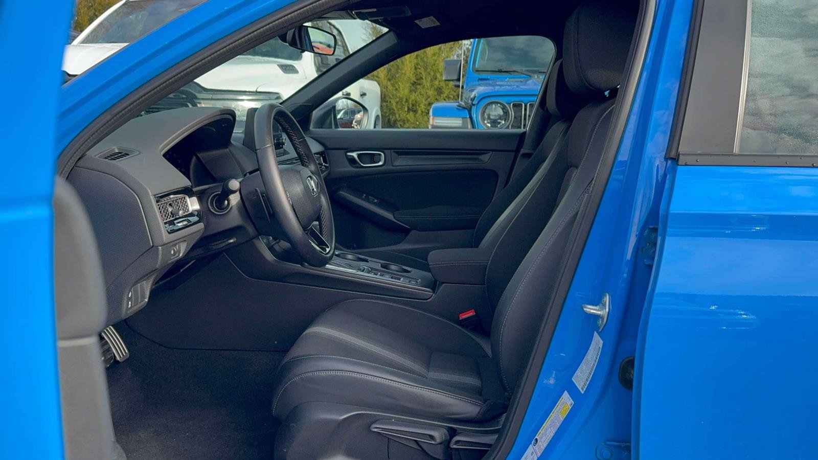 Used 2022 Honda Civic Sport image 12