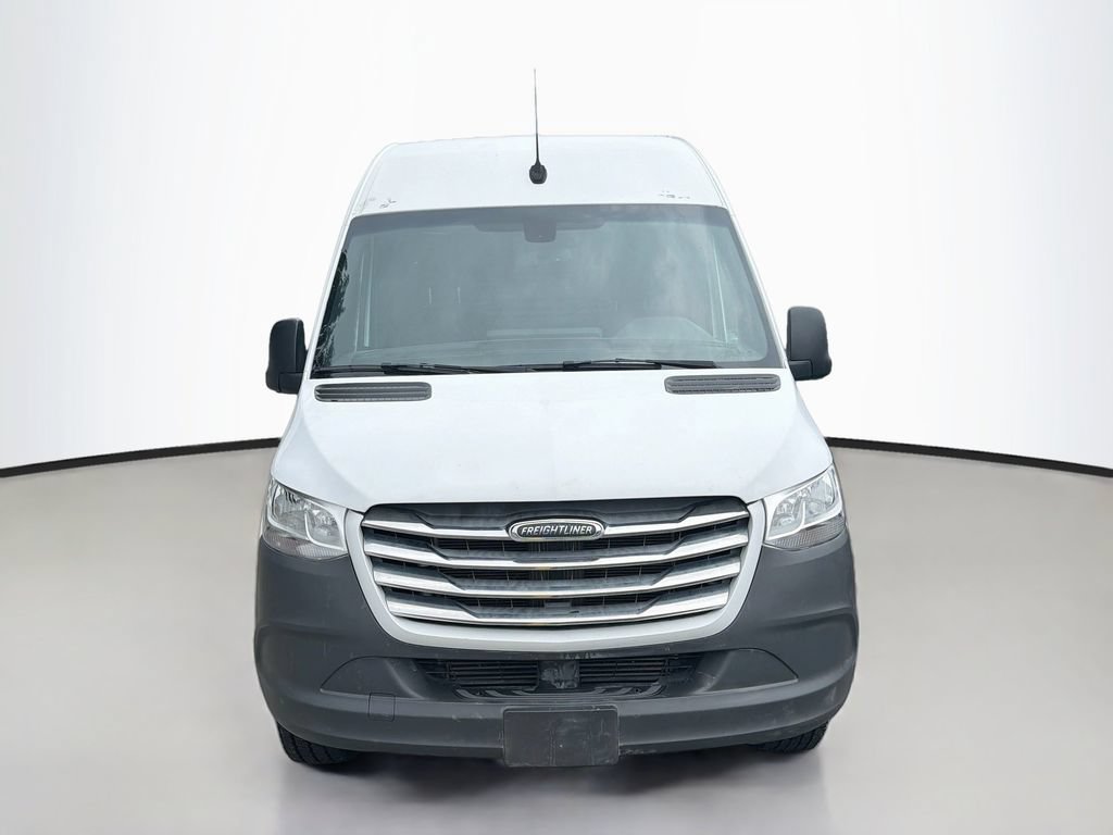 Used 2021 Freightliner Sprinter 2500 RWD image 2