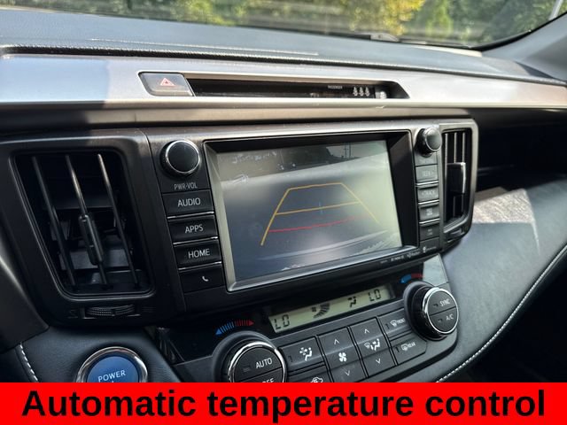 Used 2018 Toyota RAV4 Limited AWD/4WD image 18
