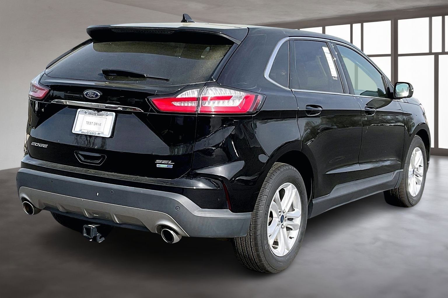 Used 2020 Ford Edge SEL w/ Cold Weather Package image 6