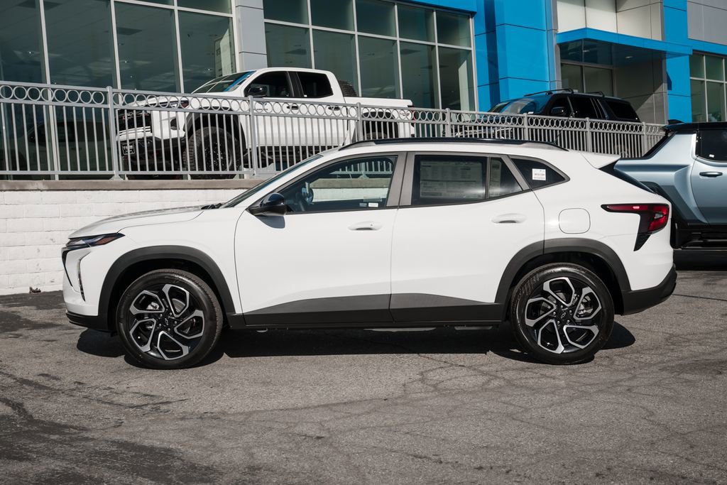 New 2026 Chevrolet Trax RS w/ Driver Confidence Package FWD image 8