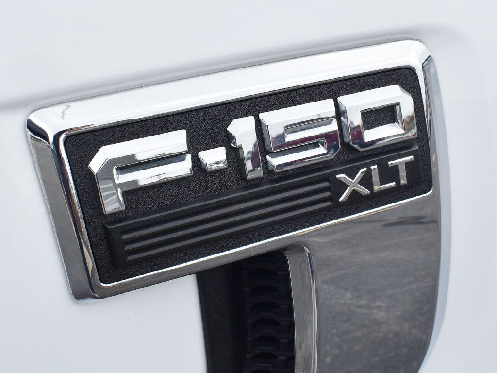 Used 2022 Ford F150 XLT w/ Equipment Group 302A High AWD/4WD image 9