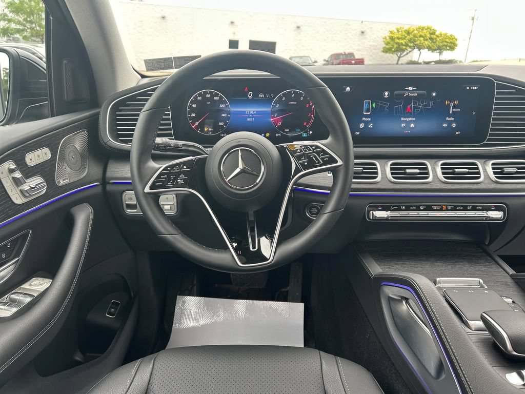 Used 2026 Mercedes-Benz GLS 450 4MATIC image 13