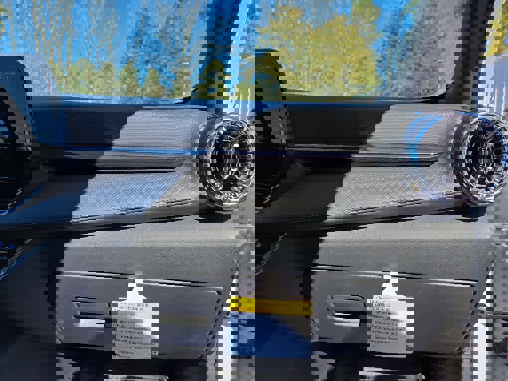 New 2026 Chevrolet Equinox LT w/ Convenience Package II image 44