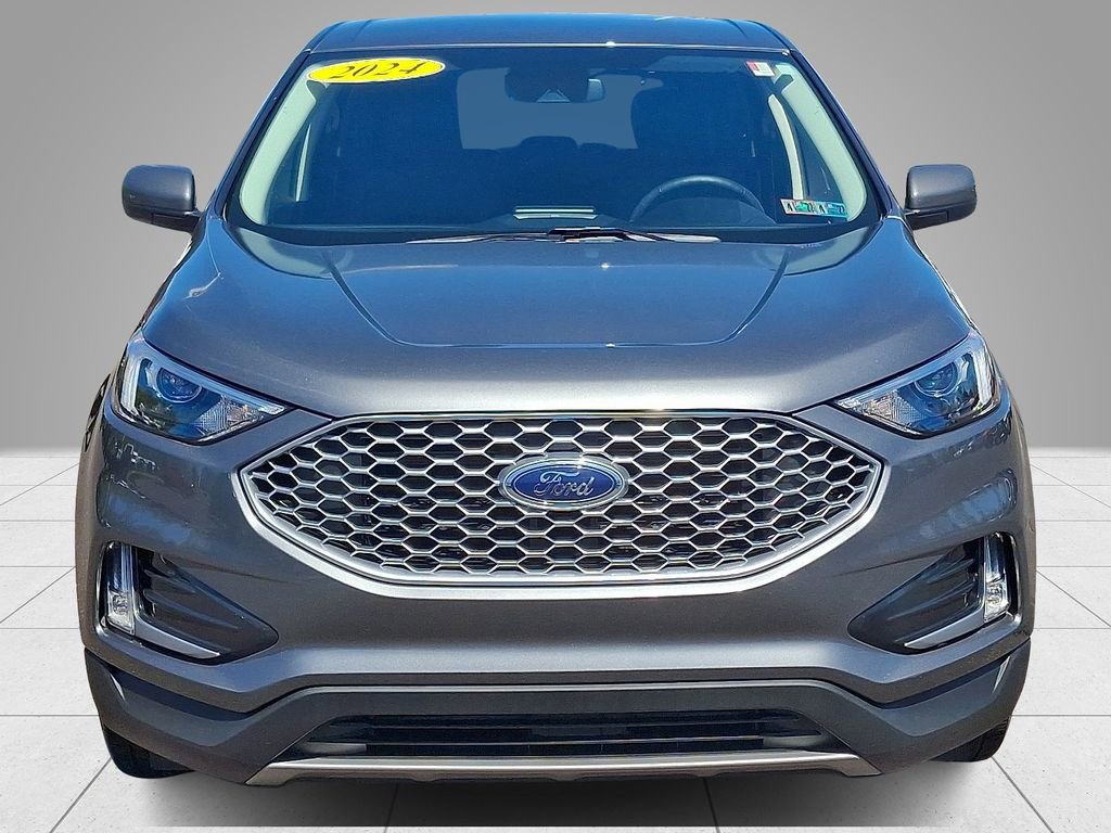 Used 2024 Ford Edge SEL w/ Convenience Package AWD/4WD image 3