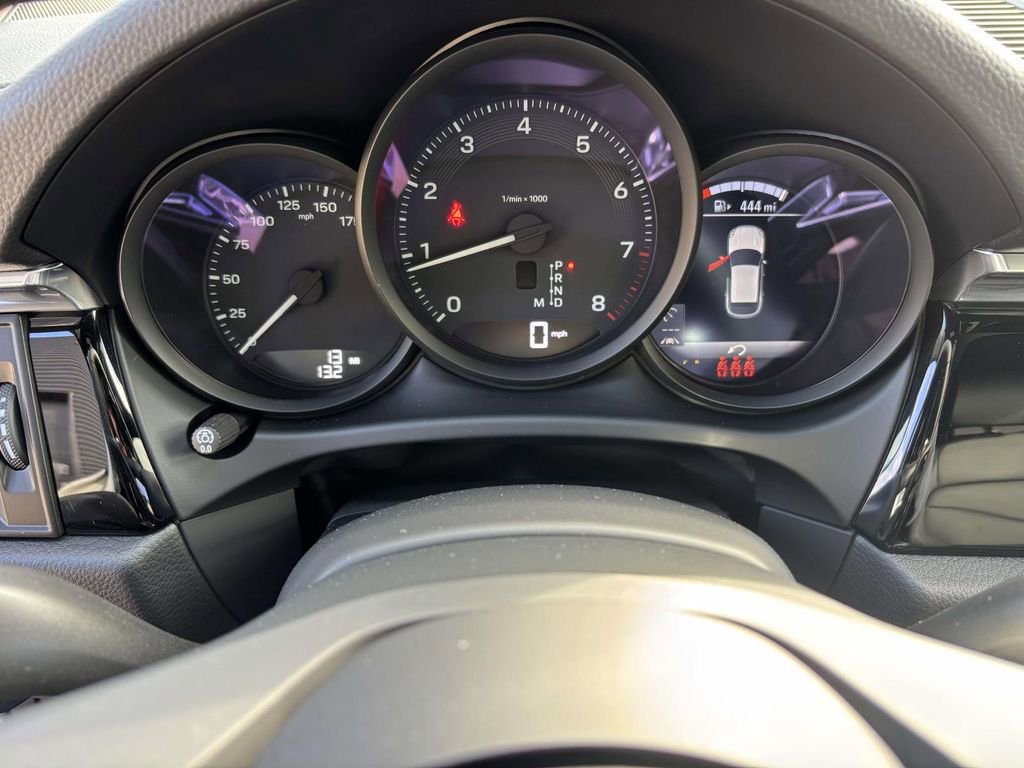 New 2026 Porsche Macan image 30