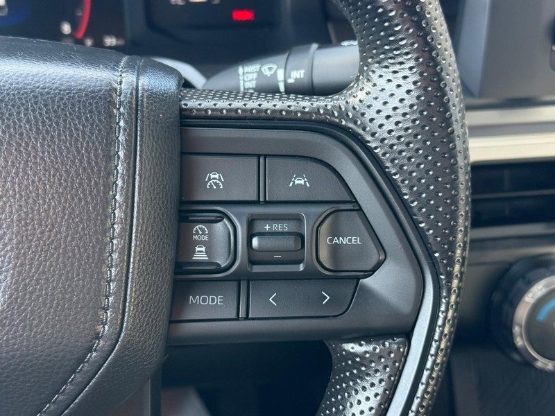 Used 2025 Toyota Tacoma SR5 image 21