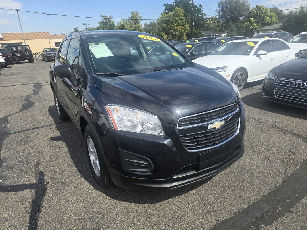 Used 2016 Chevrolet Trax LS AWD/4WD image 3