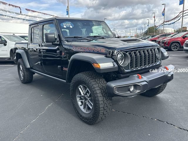 Used 2025 Jeep Gladiator Mojave w/ Convenience Group AWD/4WD image 2