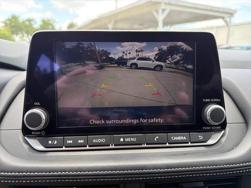 Certified 2024 Nissan Rogue SV FWD image 27