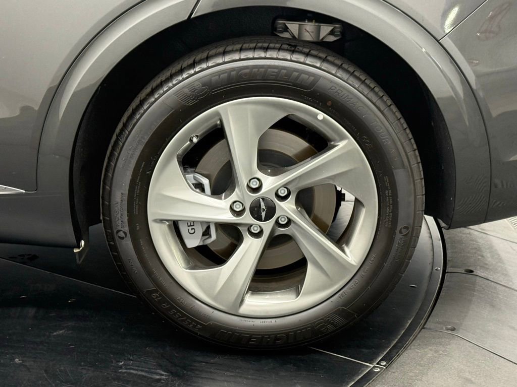 Used 2026 Genesis GV70 2.5T Advanced image 13