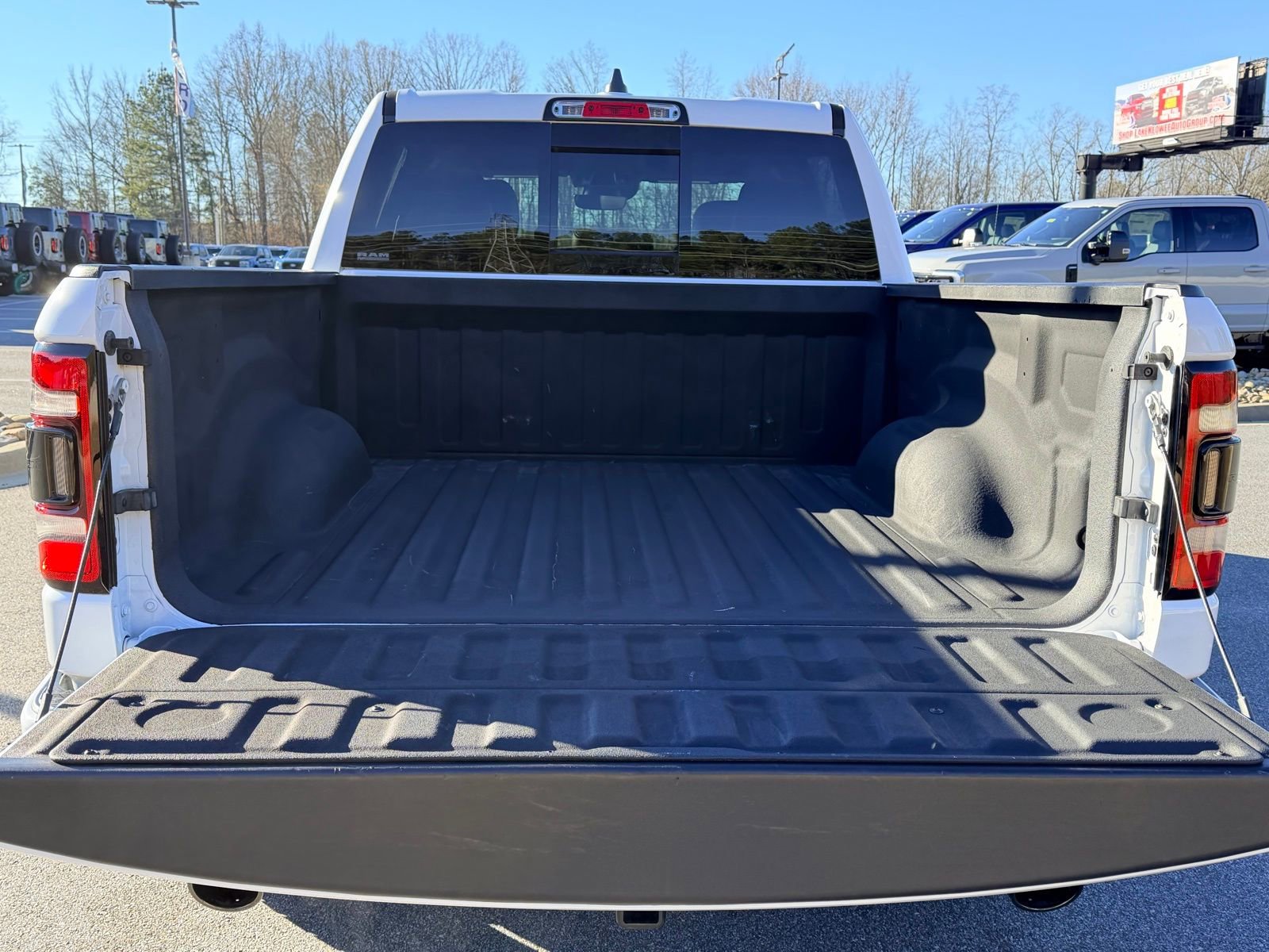 Used 2021 RAM 1500 Limited w/ Night Edition AWD/4WD image 9