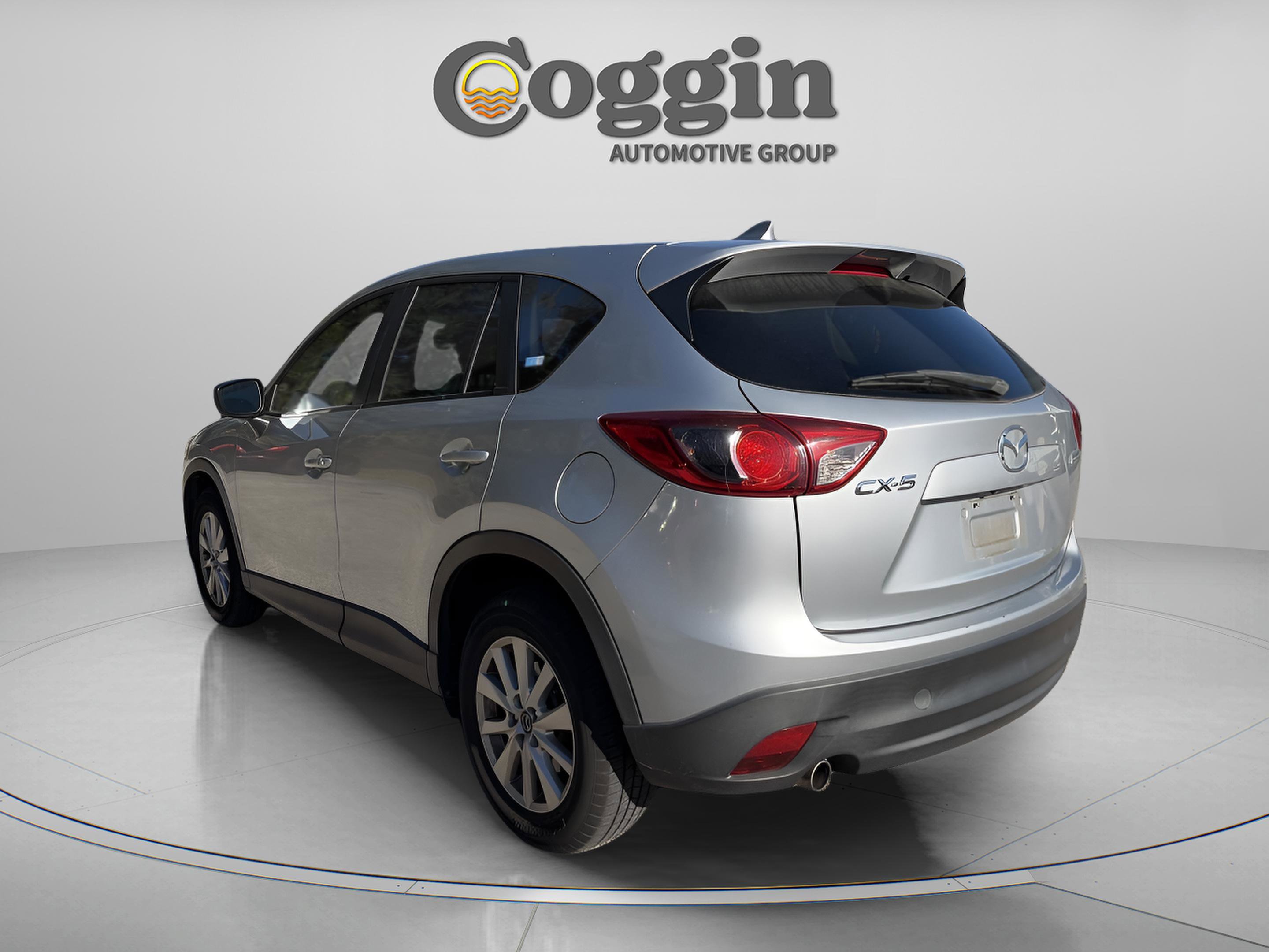 Used 2016 MAZDA CX-5 Touring image 4