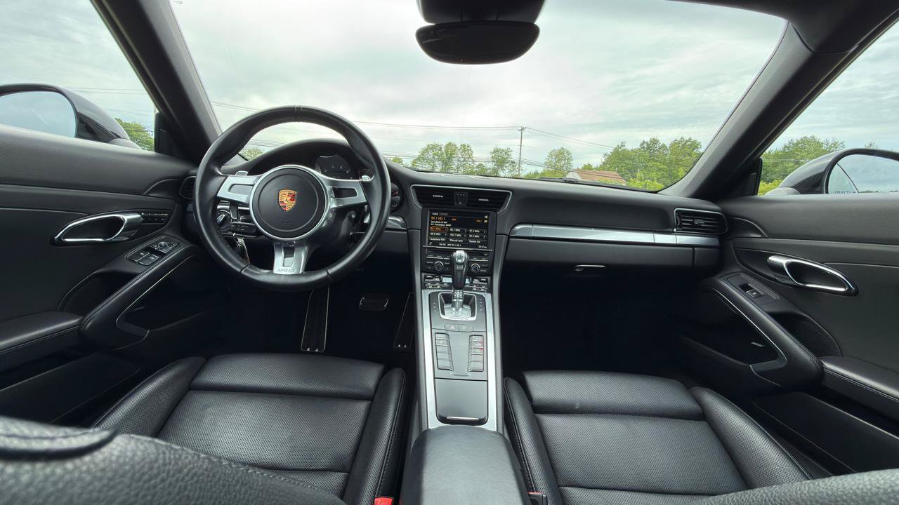Used 2016 Porsche 911 Carrera Black Edition RWD image 37
