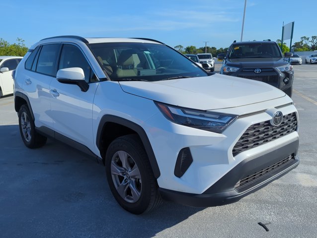 Used 2023 Toyota RAV4 XLE w/ Convenience Package FWD video 4