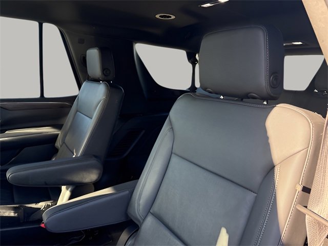 Used 2022 Chevrolet Tahoe LT w/ Luxury Package image 19