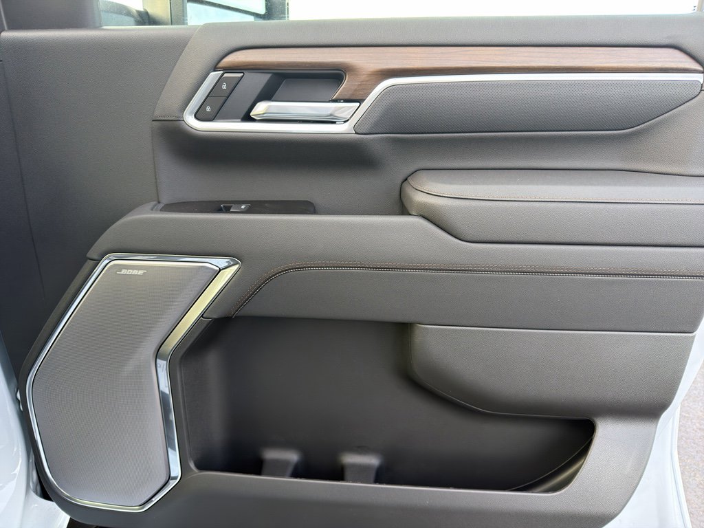 New 2026 Chevrolet Silverado 3500 High Country w/ High Country Premium Package image 39