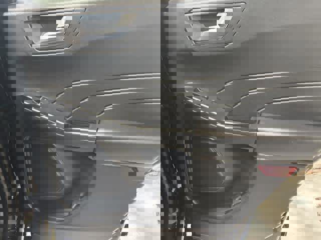 New 2025 Ford Escape ST-Line w/ Cold Weather Package image 27