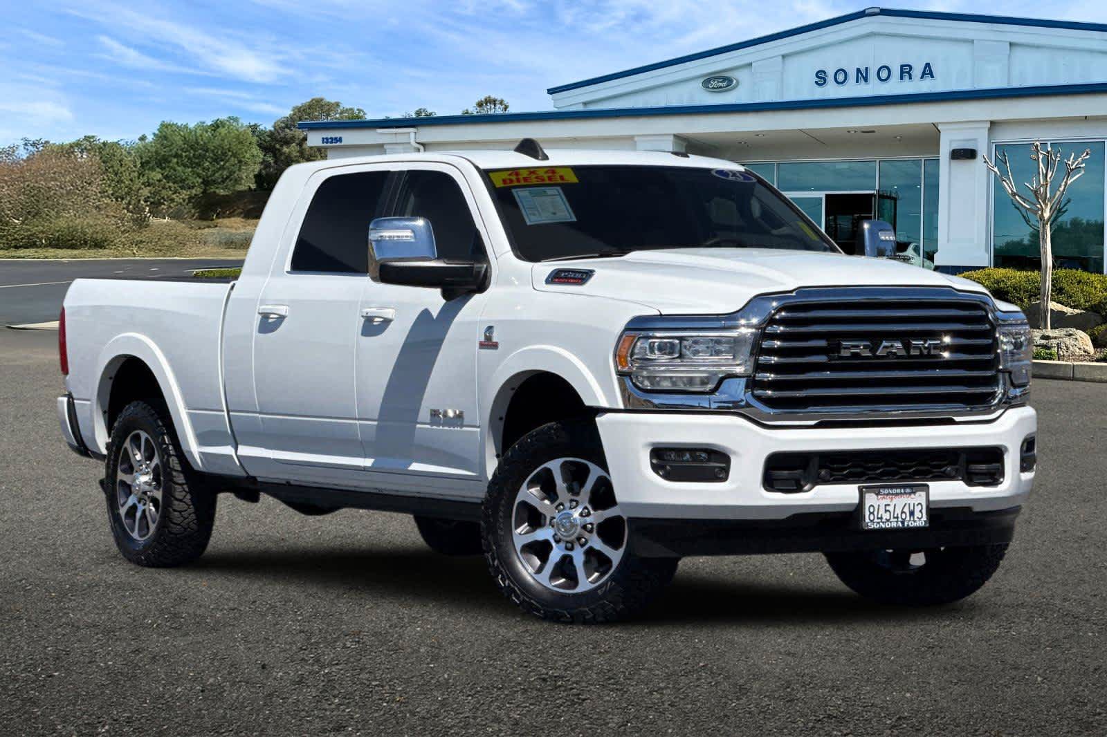 Used 2023 RAM 3500 Limited AWD/4WD image 2