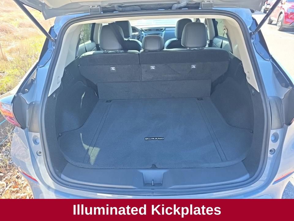 Used 2024 Nissan Murano SV w/ SV Midnight Edition Package image 17