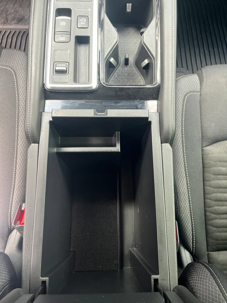 Used 2022 Nissan Pathfinder SV FWD image 23