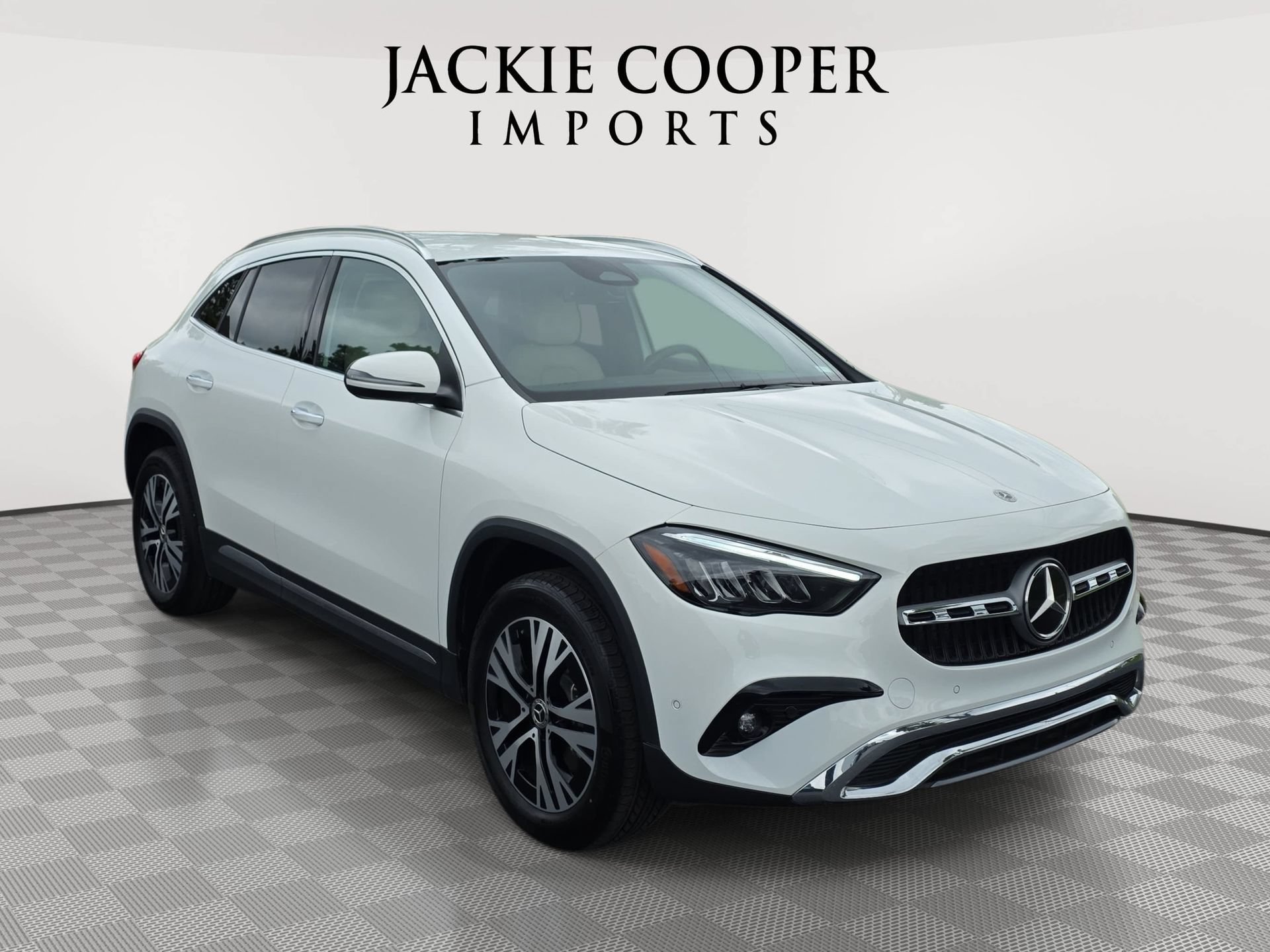 Used 2025 Mercedes-Benz GLA 250 image 3