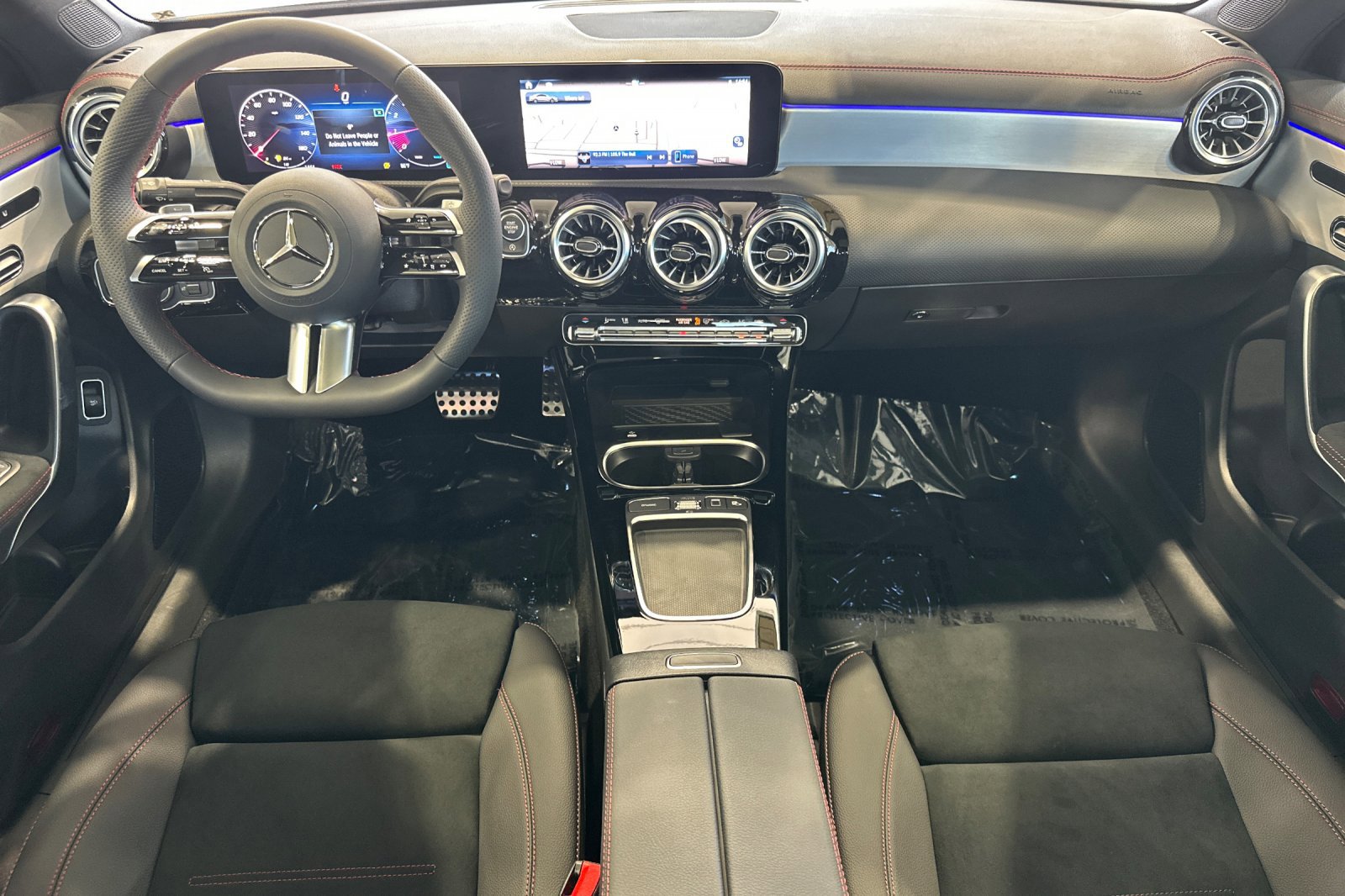 New 2025 Mercedes-Benz CLA 250 4MATIC image 13