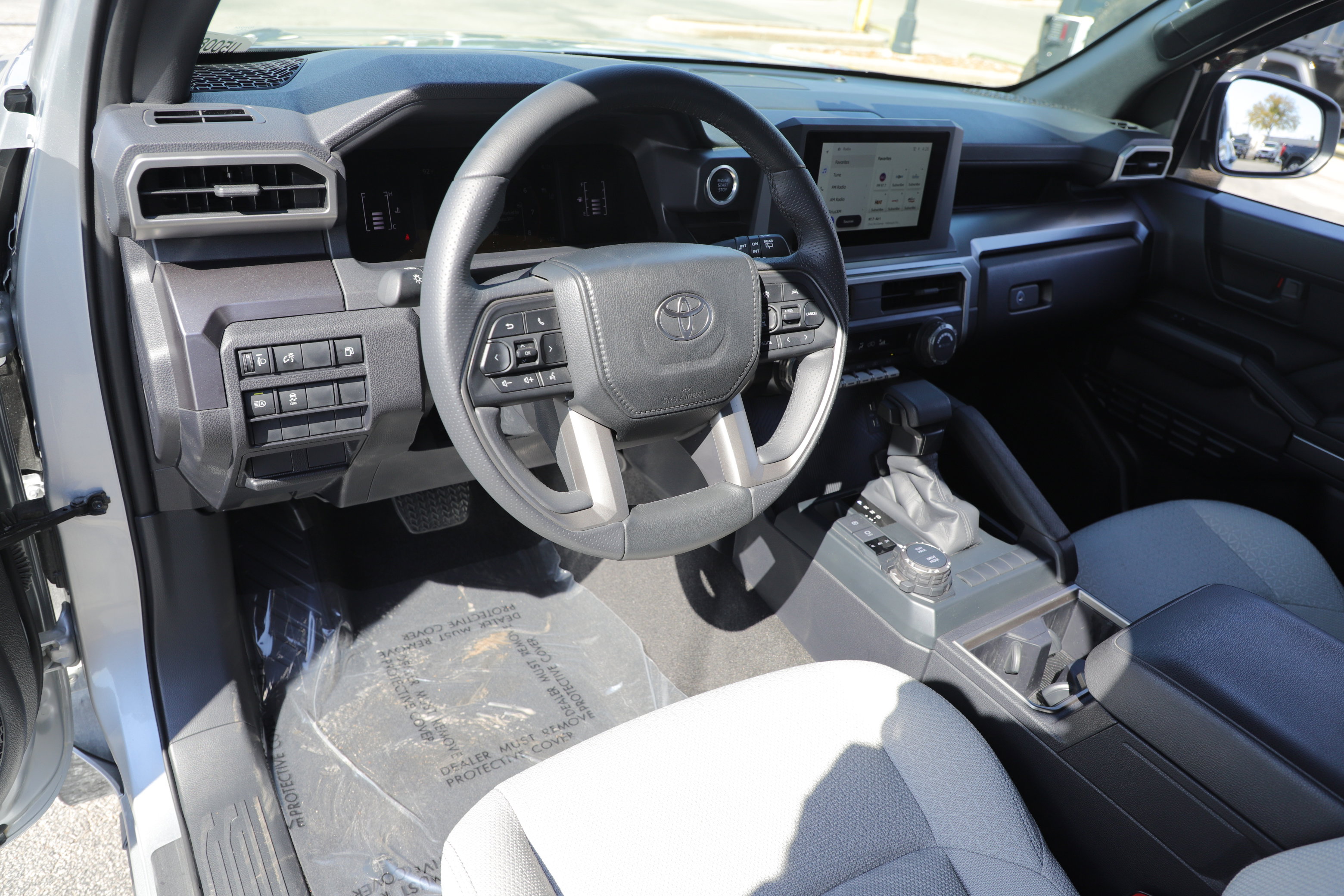 Used 2025 Toyota 4Runner SR5 image 17
