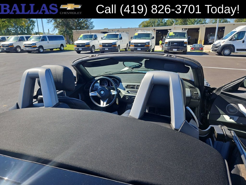 Used 2003 BMW Z4 2.5i RWD image 25