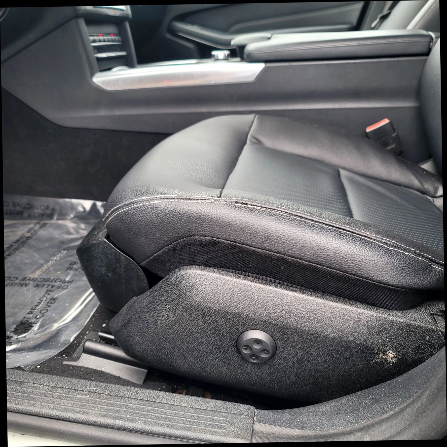 Used 2016 Mercedes-Benz E 350 4MATIC Sedan image 26