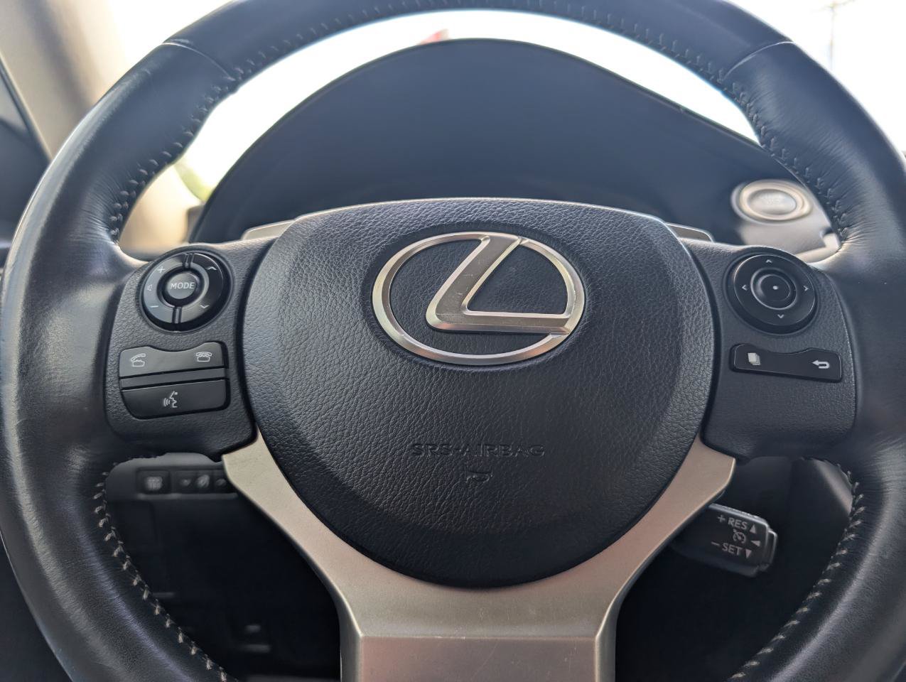 Used 2014 Lexus IS 250 w/ Navigation Package RWD image 13