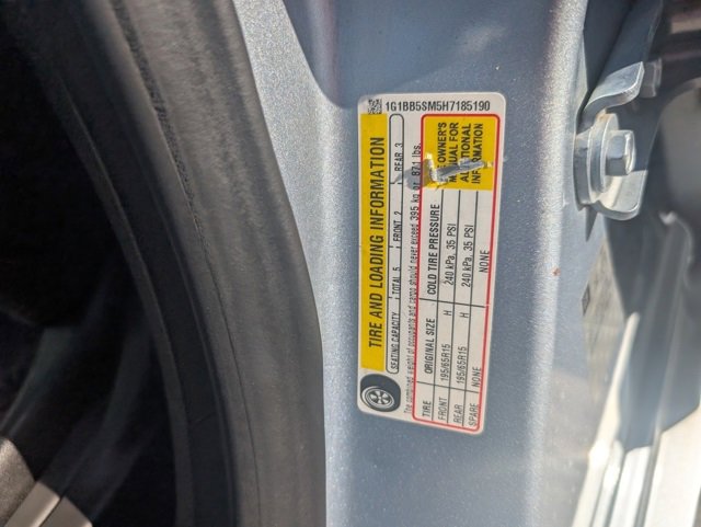 Used 2017 Chevrolet Cruze LS image 25