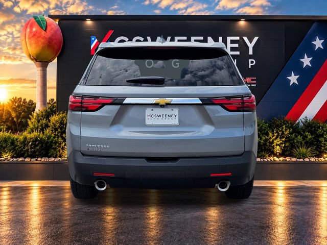 Used 2023 Chevrolet Traverse LS FWD image 4