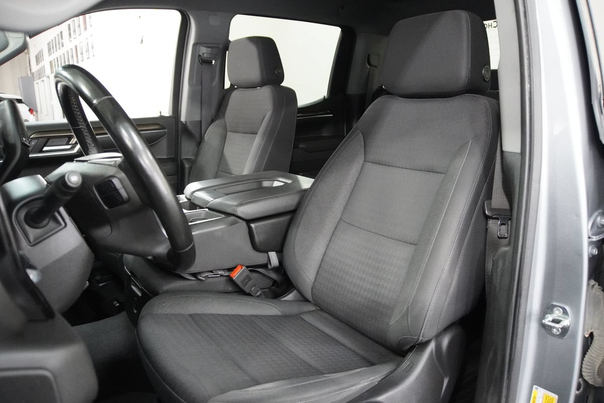 Used 2023 Chevrolet Silverado 1500 LT w/ Protection Package AWD/4WD image 10