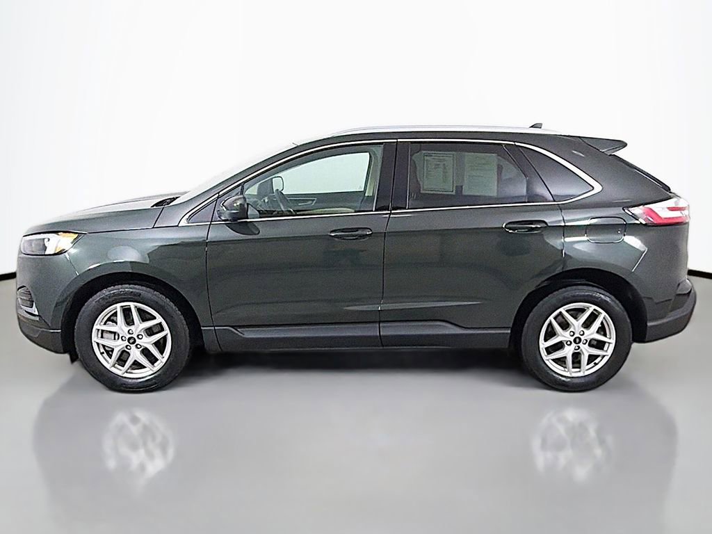 Used 2024 Ford Edge SEL w/ Convenience Package image 11