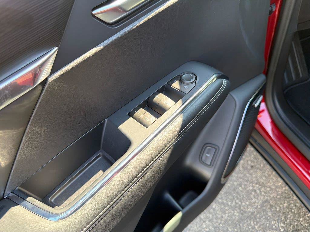 New 2026 GMC Acadia Elevation AWD/4WD image 13