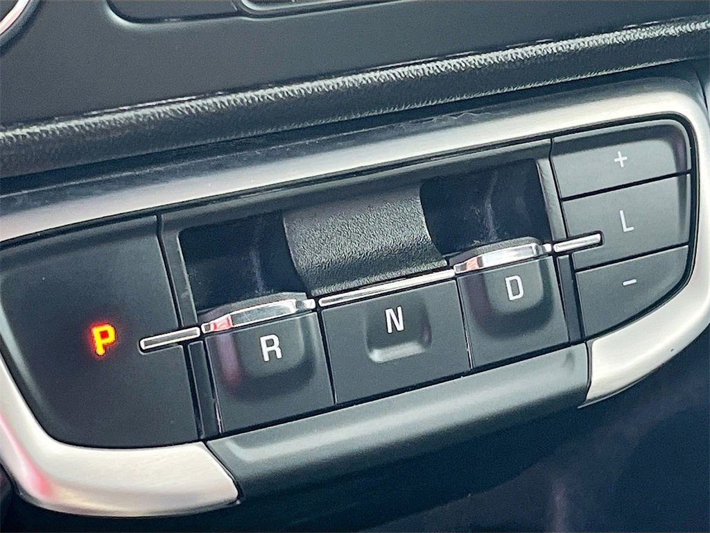 Used 2024 GMC Terrain SLE w/ LPO, Floor Liner Package image 16