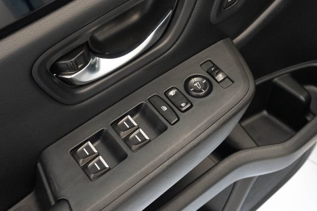 Used 2025 Honda Pilot EX-L image 5