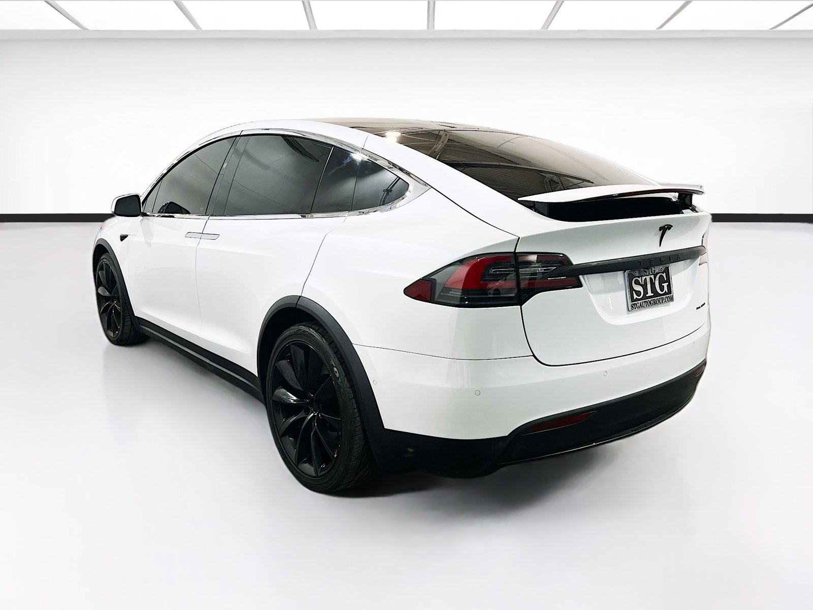 Used 2019 Tesla Model X Long Range AWD/4WD image 6