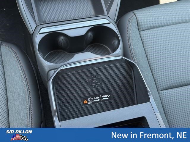 New 2027 GMC Terrain AT4 w/ LPO, Floor Liner Package AWD/4WD image 12