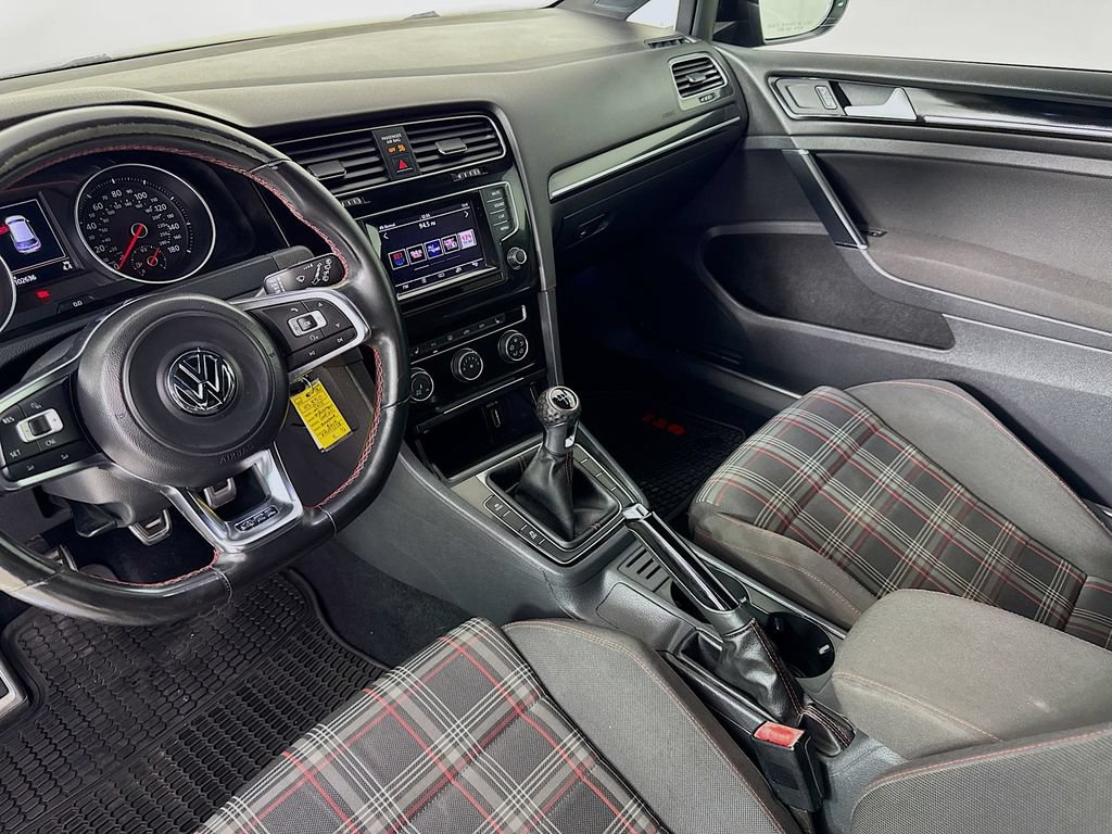 Used 2015 Volkswagen GTI S FWD image 27