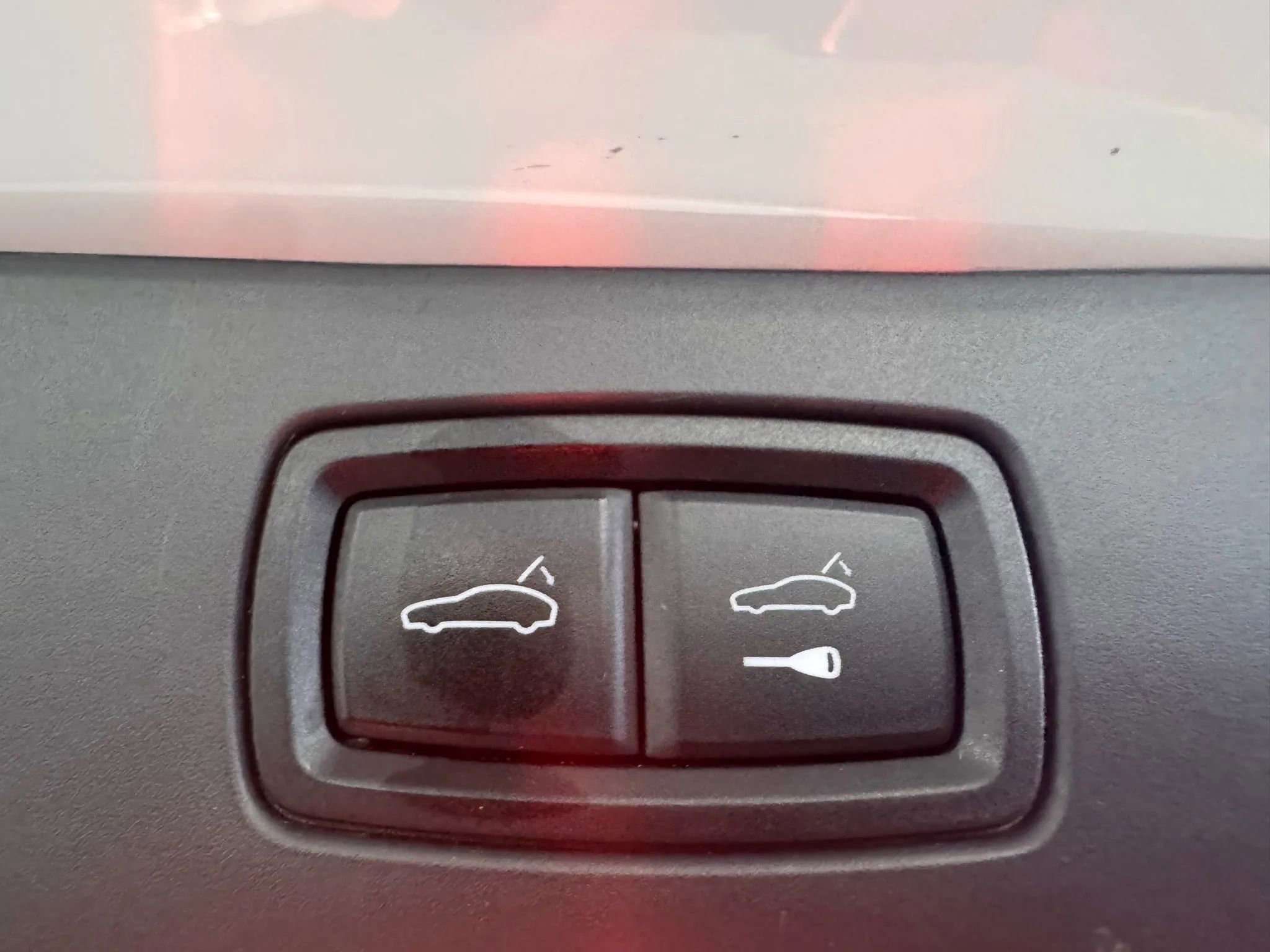 Used 2016 Porsche Cayenne GTS image 24