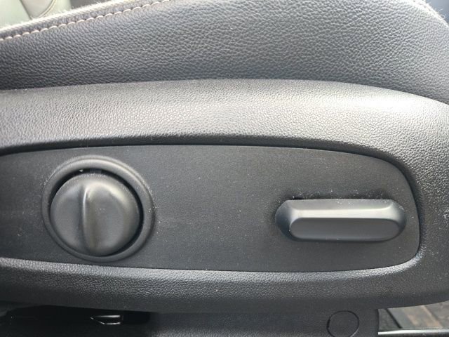 Used 2020 GMC Terrain Denali w/ Denali Premium Package image 40